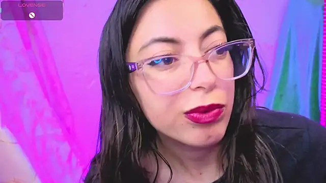 Miranda_sexlove_のライブXXXチャット