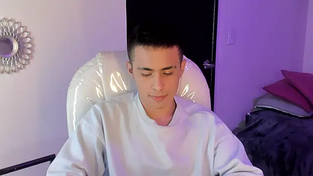 Nyko_ds Chat XXX in diretta