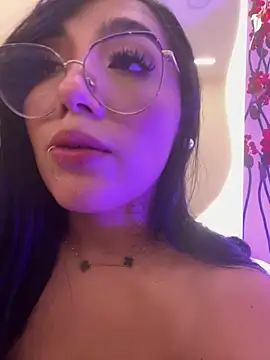 Your_EnyelのライブXXXチャット