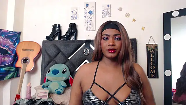 Natashabella___ Adlı Modelin Web Kamerası Şovu