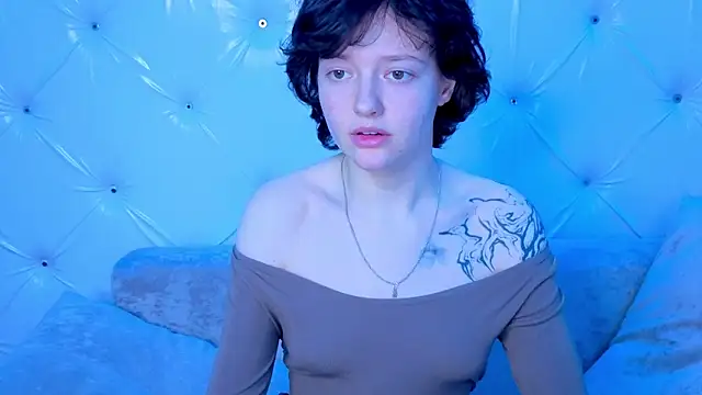 Онлайн чат XXX Svenaa_Kopnie