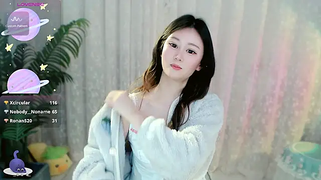 Aimee-520のライブXXXチャット