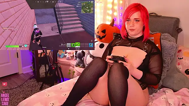 Angel-Lewd-Cake: απευθείας συνομιλία ΧΧΧ