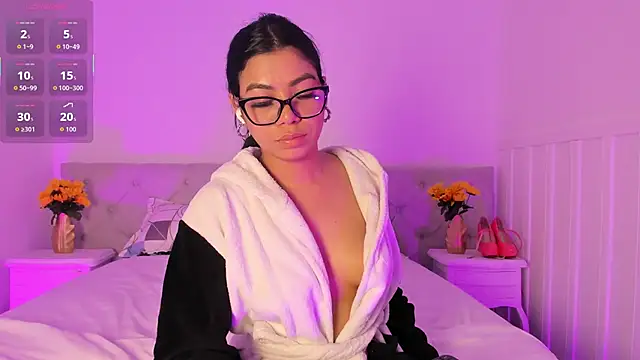 Онлайн чат XXX Little_Lexyy