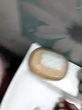 Chat +18 de Tamil_pyan ao vivo