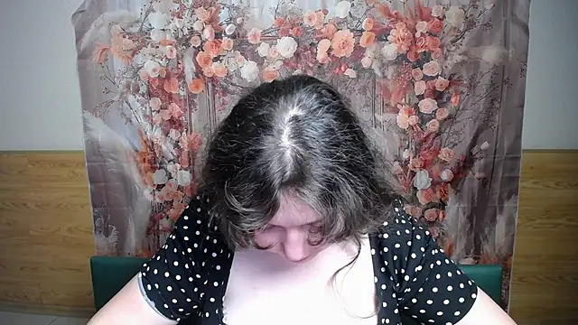 NeonilaLisova Chat XXX in diretta