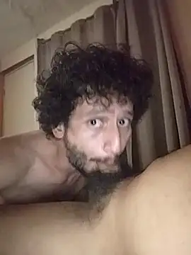 AlvarezAmbar 现场XXX聊天