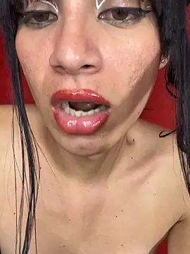 _Kylei_7: διαδικτυακό σόου στην κάμερα