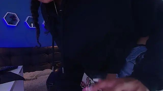 Aurora_ath: онлайн-секс-чат