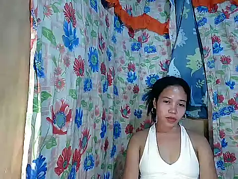 PinaySkinnyGirl: онлайн-секс-чат