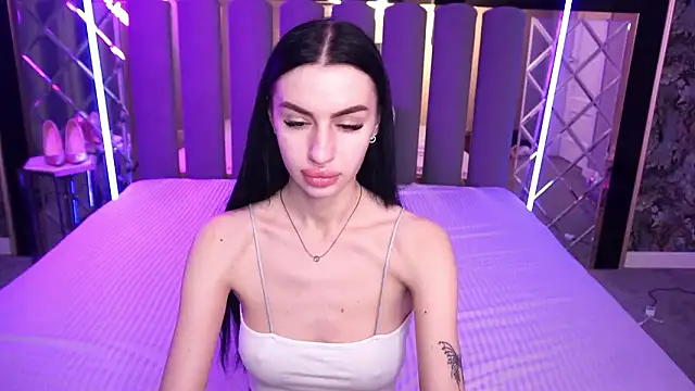 XXX chat uživo modela Snow_WhiteeeX
