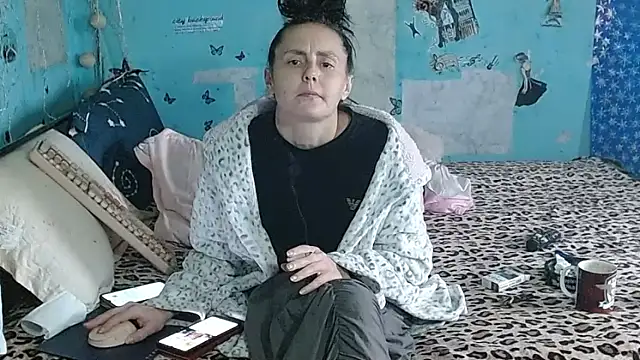 Онлайн чат XXX brighteyes77