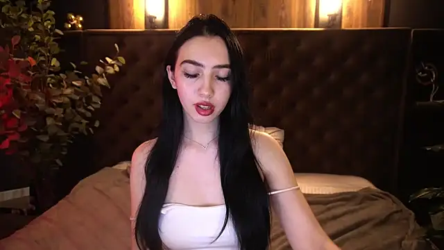 WildKittenX_ 即時 XXX 聊天