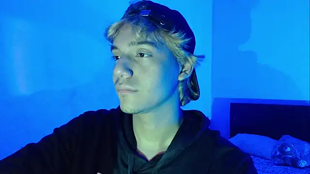 Chat XXX ao vivo de CrisotpherMoretti