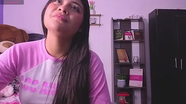 BadKittyy: вебкам-шоу