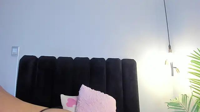 Amaranoir- – Naživo XXX chat