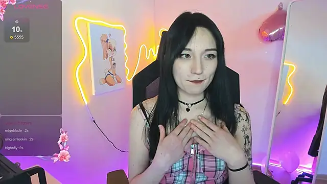 AliceeinWonderlanddd Webcamshow