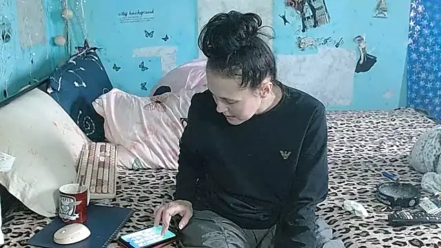 brighteyes77 live XXX chat