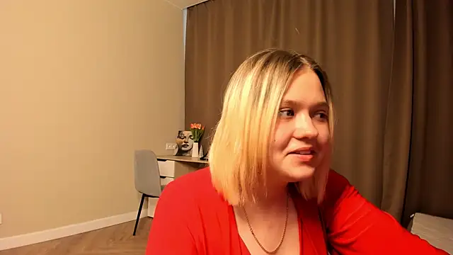 Živý XXX chat KeenaFigg