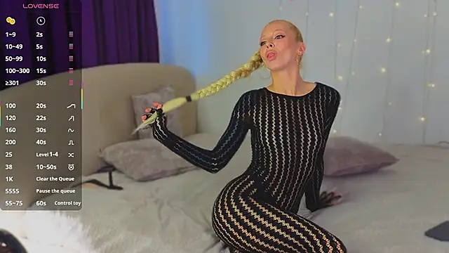 Chatroom XXX en direct de LanaReals