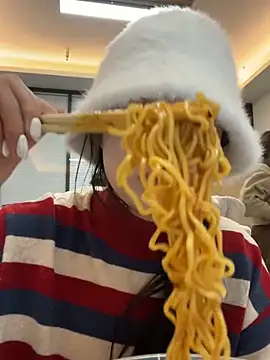 Qrooo 网络视讯表演