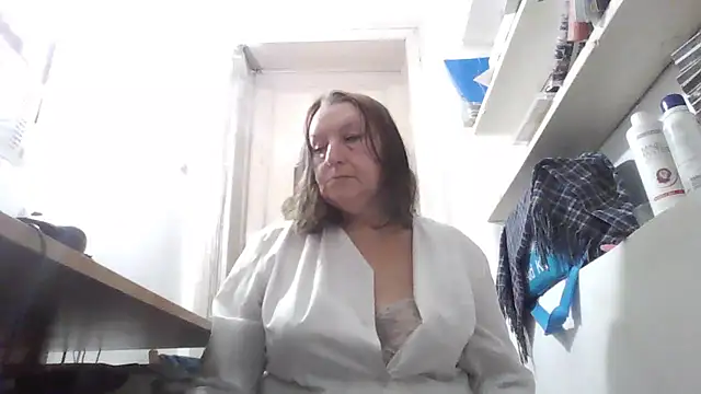 AnnaLive570's Webcam Show