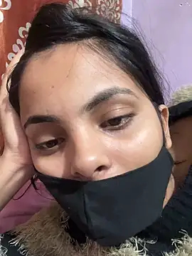 Sandhya_77 webkamerás műsora