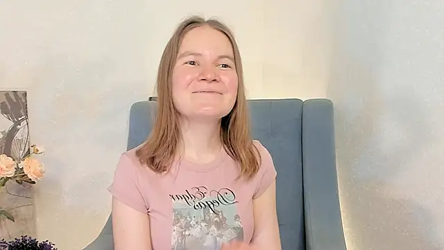 CleliaRostek élő XXX-chatje