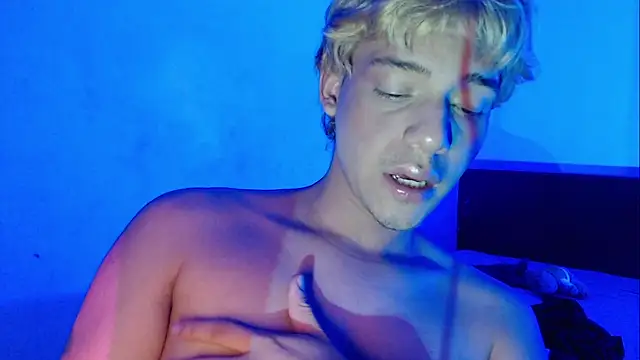 CrisotpherMoretti 现场XXX聊天