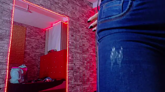 Živý XXX chat mia_hernnandez