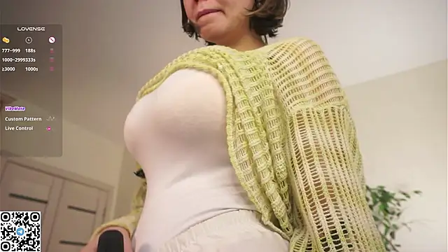 RoxannaCarver Adlı Modelin Canlı XXX Sohbeti