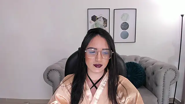 دردشة Sharon_breezee الجنسية المباشرة