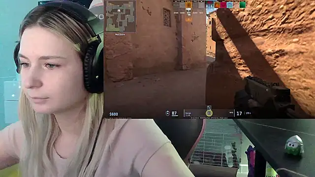 VladaLevine's Webcam Show