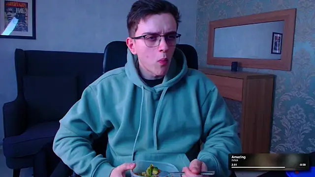 FelixStarkk 现场XXX聊天