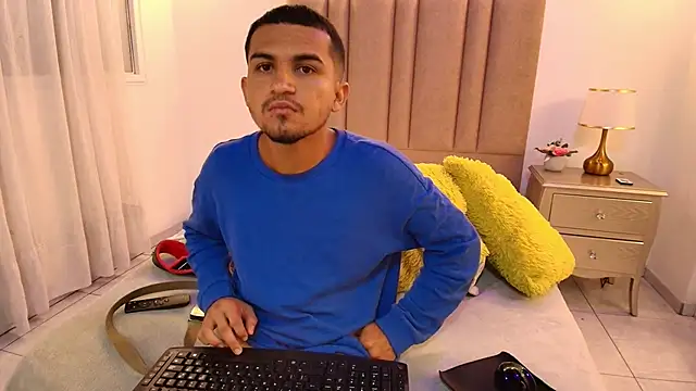 GabrielWolf_nom Webcam Show