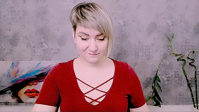 Djullia 即時 XXX 聊天