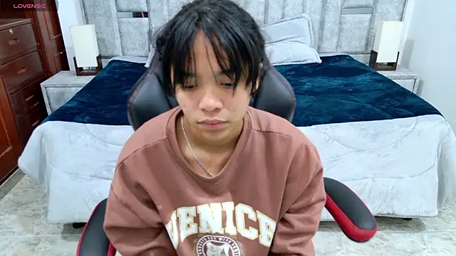 laureentt_ Live XXX-chat