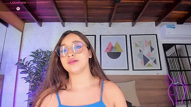 Chat XXX en directo de MiaKay1