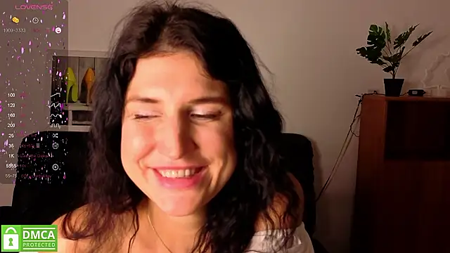 Онлайн чат XXX Alianna_Solo_Kisses