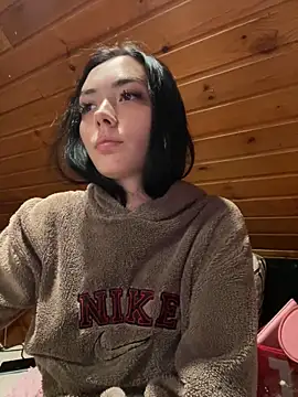 HoTMiA666 Webcam-Show