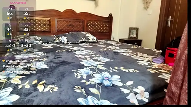 Chatroom XXX en direct de Mistress_Alisaa