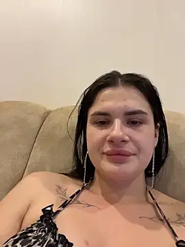 MiraReach Live XXX-chat