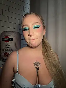 RollDolls Live XXX Chat