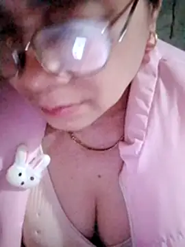 small-house123 Live XXX Chat