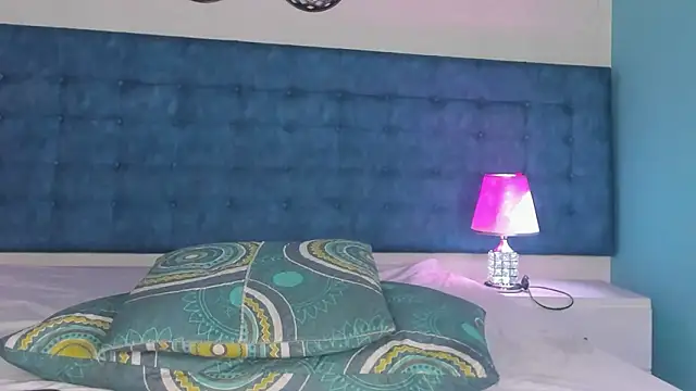 Вебкам-шоу LexiCriimson