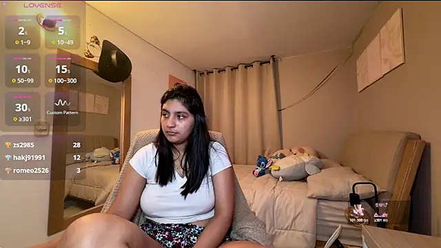 cloe_small: онлайн-секс-чат