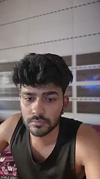 Kanekikenn46 网络视讯表演