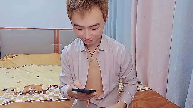 Show modela SUNNY_BOY na web-kameri