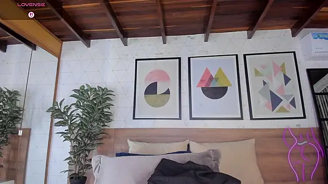 MiaKay1 Live XXX-Chat