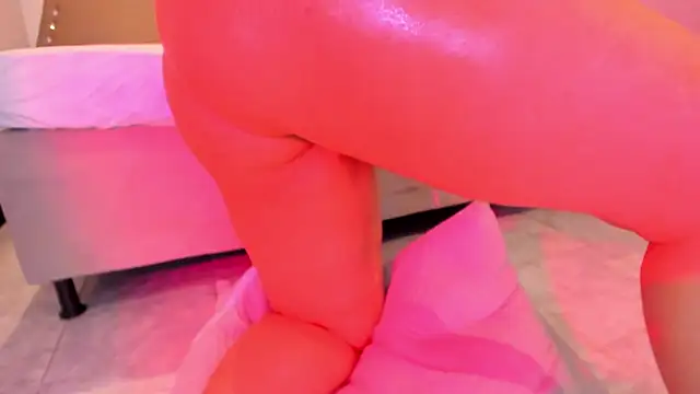 Miia_Thompsonn: онлайн-секс-чат